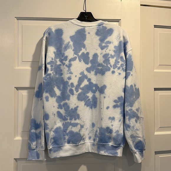 summer fridays tie-dye crewneck - Picture 2 of 4